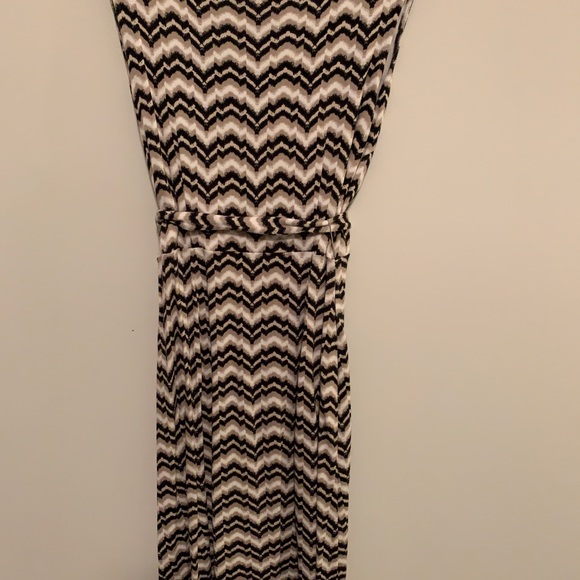 Ann Taylor Loft, “retro,” chevron dress - Picture 3 of 3